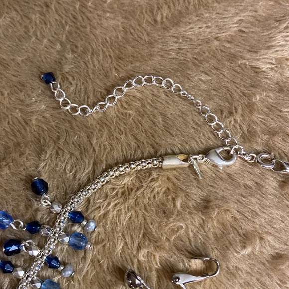 VTG Avon Blue/Silver Beaded Choker w/2 Pair Clip Earrings - Picture 6 of 7